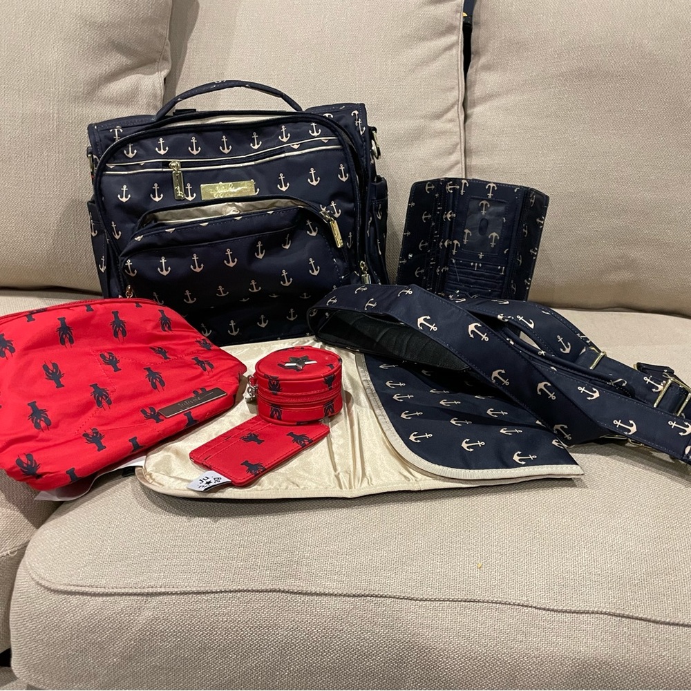 Ju-Ju-Be Admiral & Cape Cod Collection - Like New